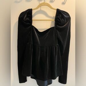 NA-KD black velvet babydoll top- New with tags